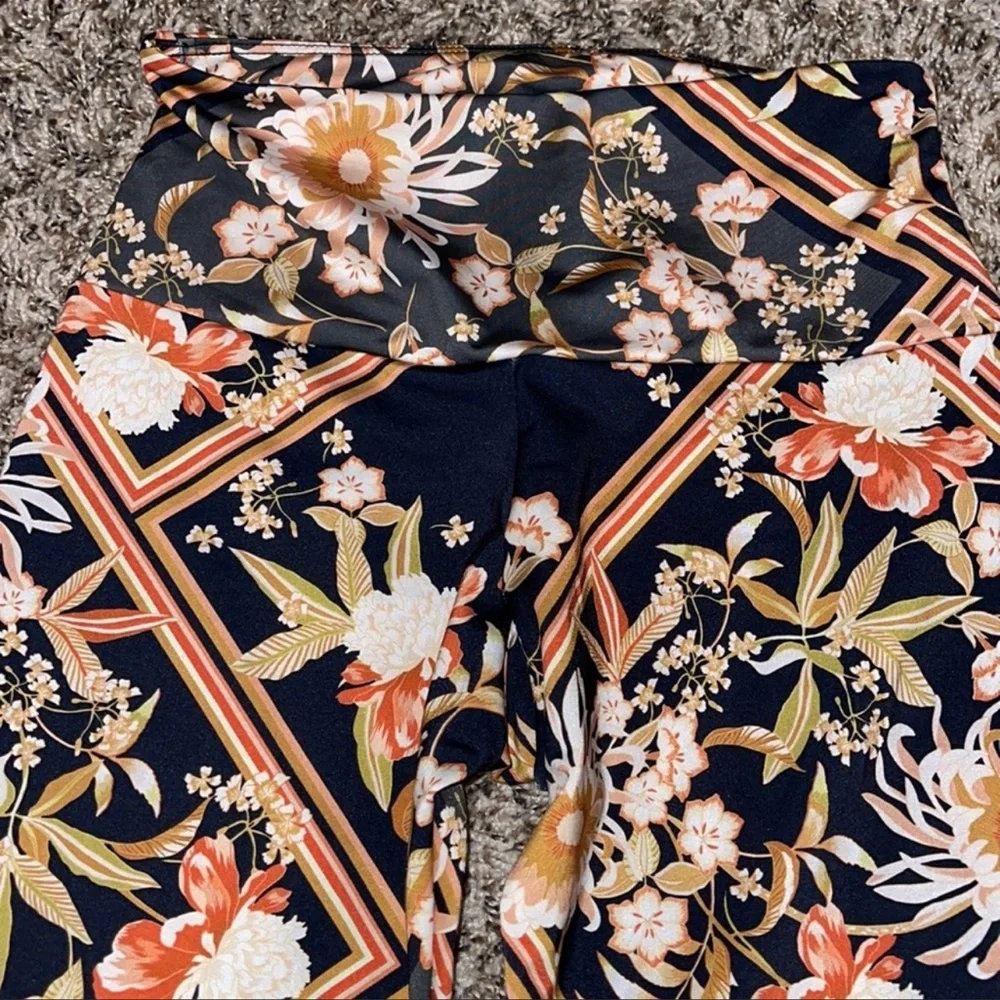 Free People Movement // High Rise Bike Shorts NWOT🌛 - Picture 8 of 11